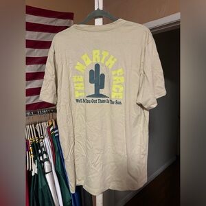The North Face Men's Beige Graphic T-Shirt Size Large